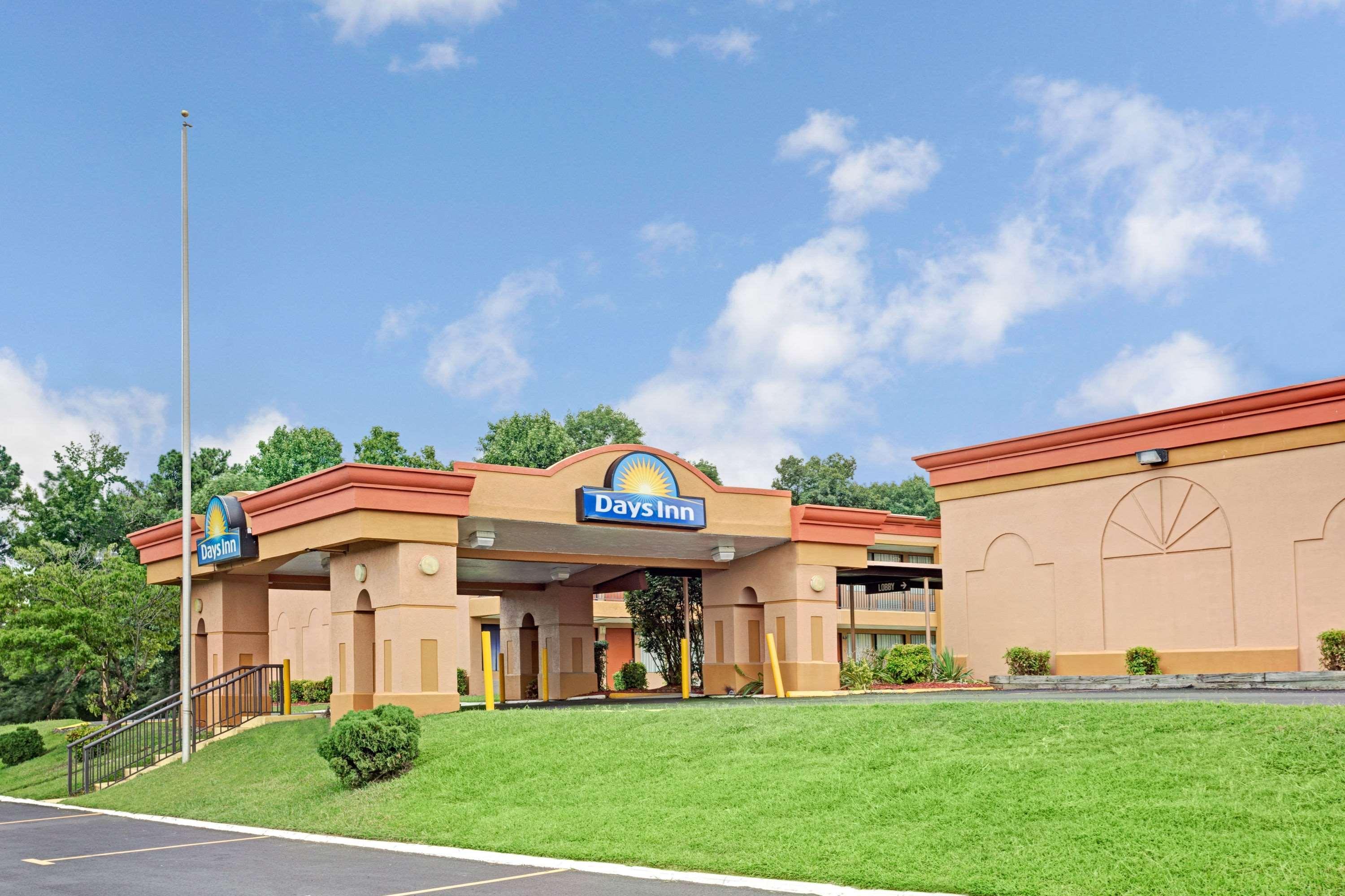 Days Inn By Wyndham Durham/Near Duke University Εξωτερικό φωτογραφία